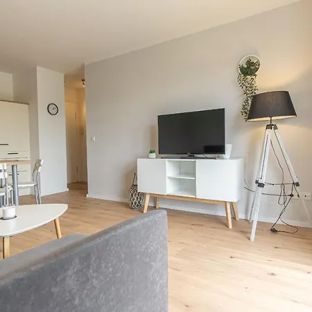 Apartment, 55m2, Kitchen, Washer, Netflix, Parking Apartment Cottbus